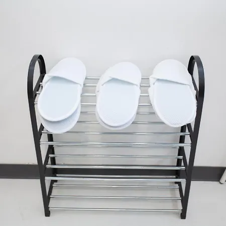 Modern Family - Sleeps 6 And Baby
