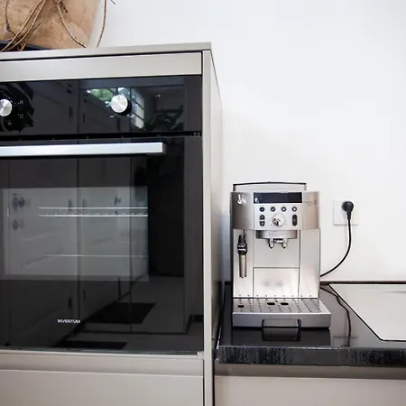 Modern Family - Sleeps 6 And Baby
