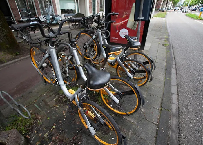 Modern Family - Sleeps 6 And Baby